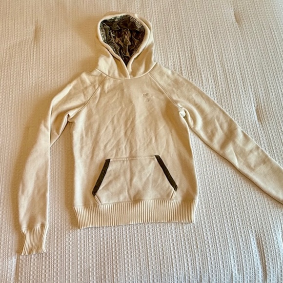 NWT Abercrombie&Fitch  "Ezra Fitch" Lux Hoodie,  Beaded Velvet Trim Size M - Picture 1 of 8